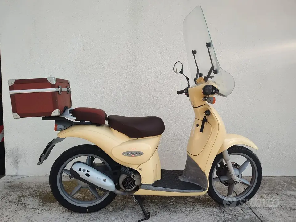 Aprilia Scarabeo 50 Deluxe
