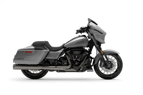 Harley-Davidson CVO Street Glide FLHXSE