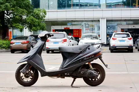 Suzuki Address 100