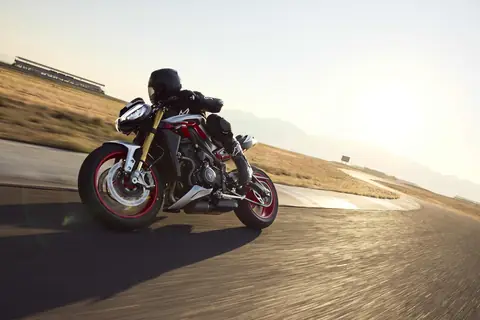 Triumph Street Triple 765 RX