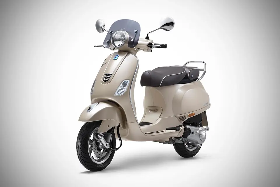 Vespa Elegante 150