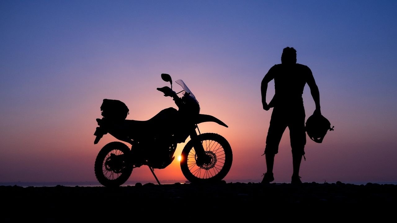 Manutenção de moto - troca de óleo revisão